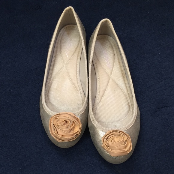 DKNY Steffi Flats, Champagne Rose - Picture 2 of 6